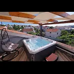 Penthouse Stella شقة *