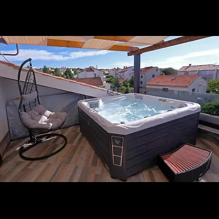 Penthouse Stella *