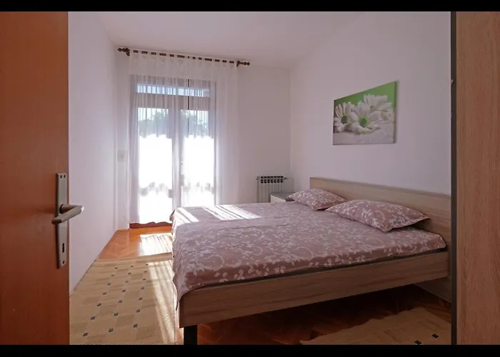 Penthouse Stella 公寓 普拉