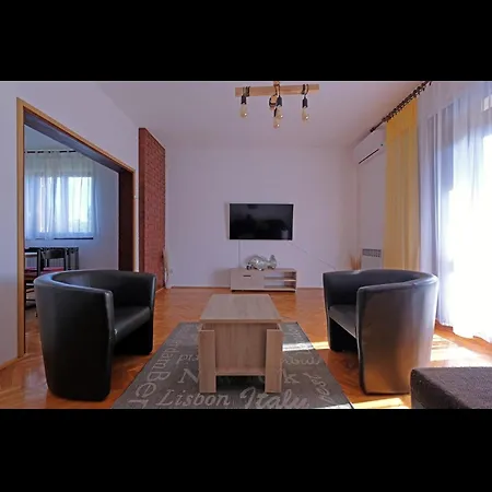 Penthouse Stella * Πούλα