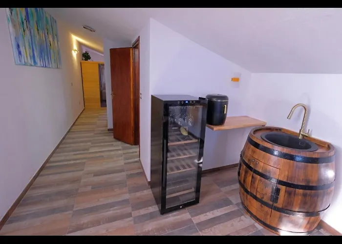 아파트 Penthouse Stella 풀라