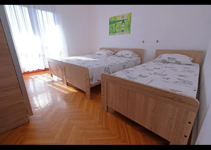 아파트 Penthouse Stella