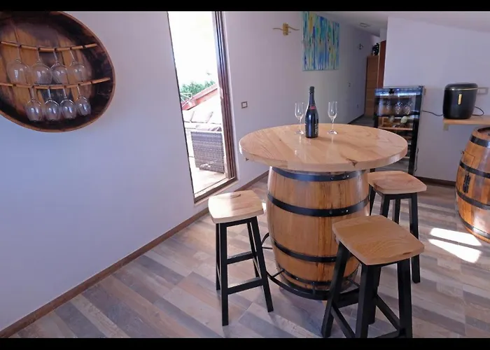 아파트 Penthouse Stella